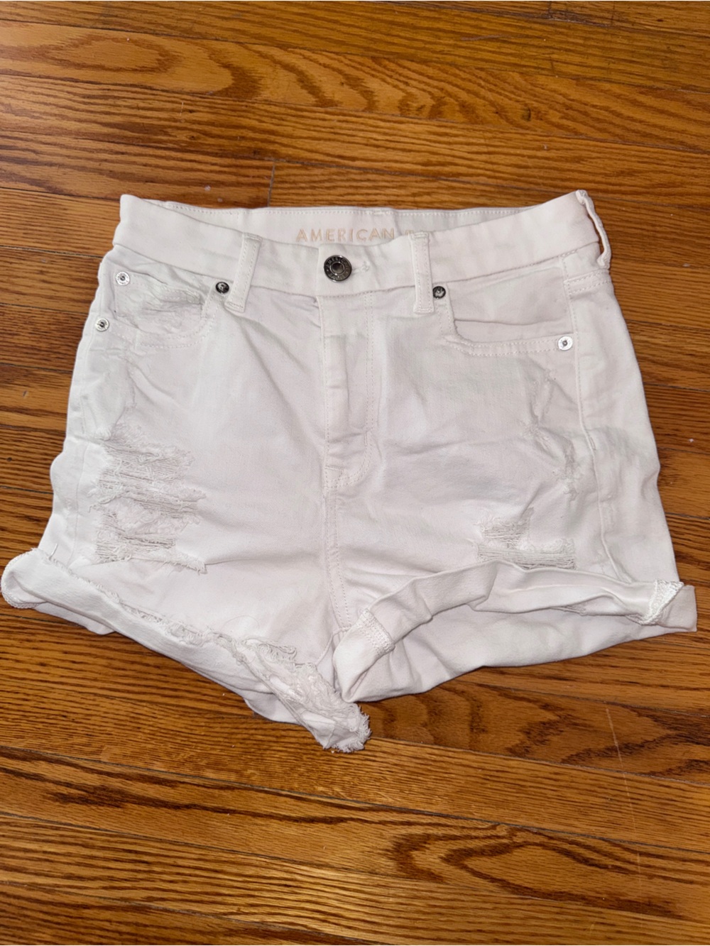 American Eagle White Distressed Denim Shorts High Rise Size 4 Ripped